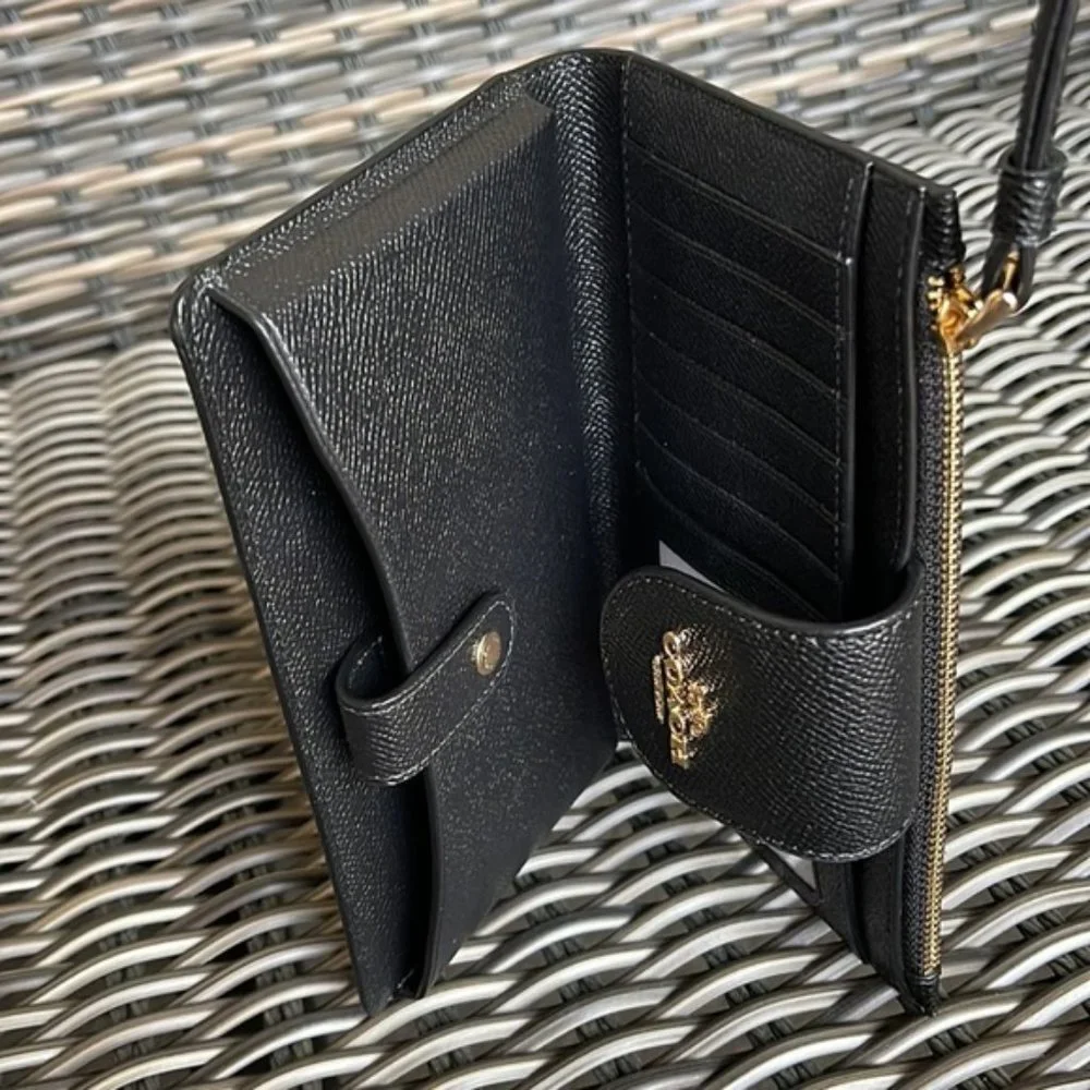 Coach Tech Wallet Black NWT - Picture 8 of 15